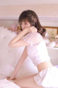 男女一边摸一边爽